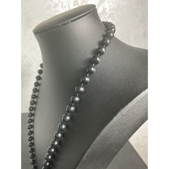 Black Beaded Necklace With Gold Clasp - Picture 2 of 3